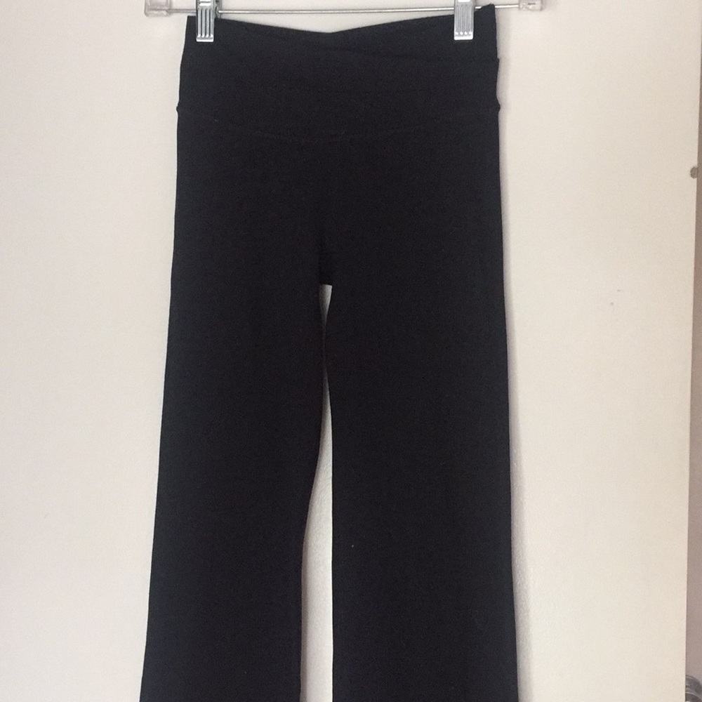 Lululemon groove pant black size 2